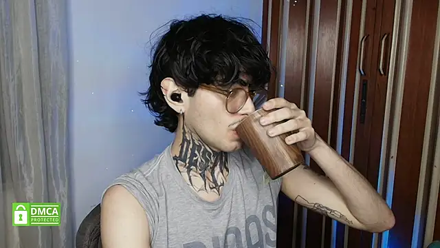 Mihail leroy online show from February 24, 2026, 1:28 am