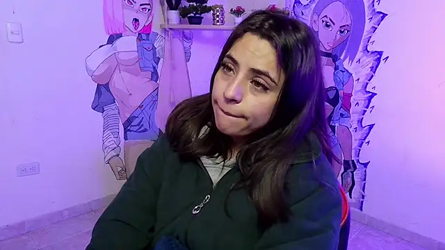 sofi lara28 online show from April 27, 2026, 12:58 pm