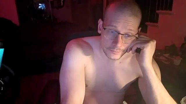 MasterDaddyCool online show from June 18, 2026, 6:01 am