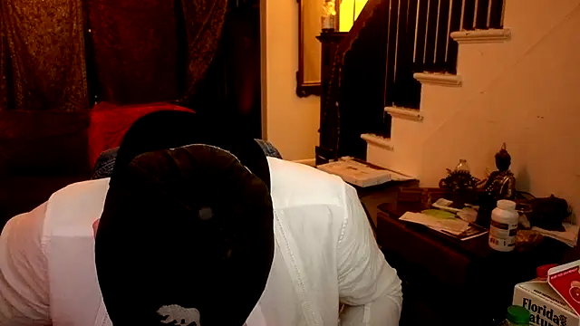 MasterDaddyCool online show from August 6, 2026, 3:56 am