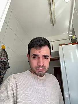 Snapshot of joseemontilla chatting on April 27, 2026, 2:15 pm joseemontilla online show from April 27, 2026, 2:15 pm