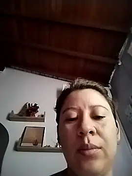 luna desiree online show from May 8, 2026, 8:56 pm