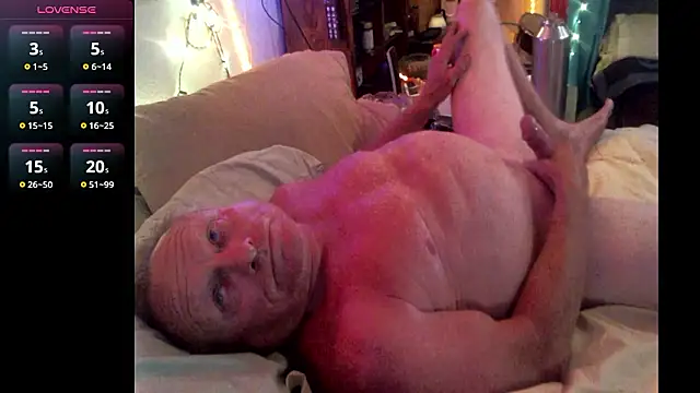 Pussyeat2please online show from March 22, 2026, 2:15 am