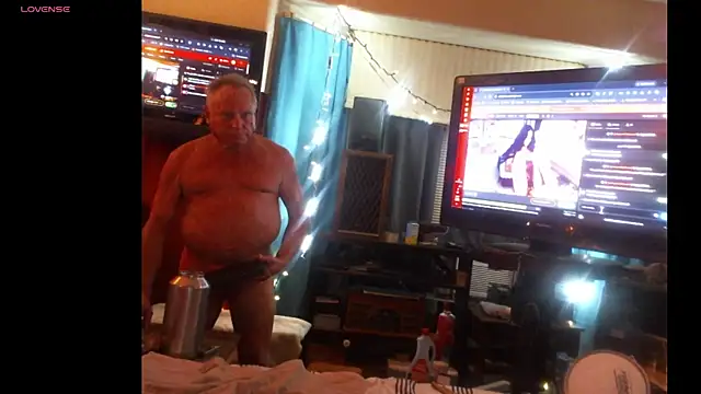 Pussyeat2please online show from July 25, 2026, 11:16 am