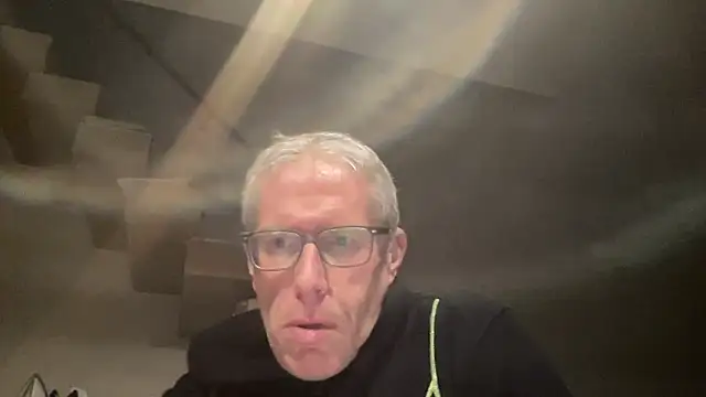 Snapshot of choupipat1 chatting on February 1, 2026, 7:12 pm choupipat1 online show from February 1, 2026, 7:12 pm