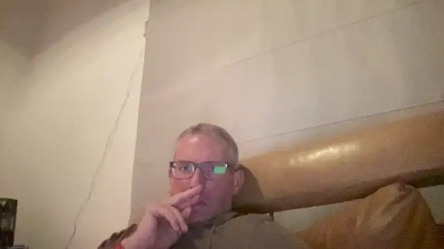 Snapshot of choupipat1 chatting on September 24, 2025, 11:21 pm choupipat1 online show from September 24, 2025, 11:21 pm