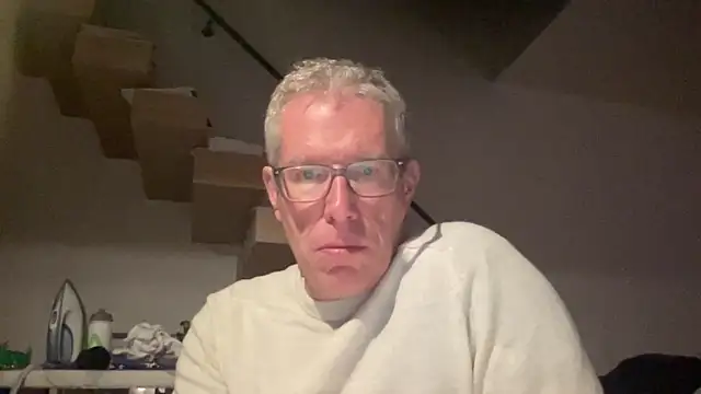 Snapshot of choupipat1 chatting on October 29, 2025, 11:03 pm choupipat1 online show from October 29, 2025, 11:03 pm