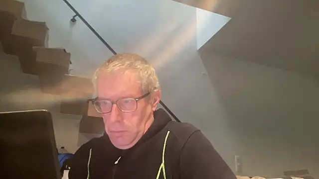 Snapshot of choupipat1 chatting on November 19, 2025, 8:14 am choupipat1 online show from November 19, 2025, 8:14 am