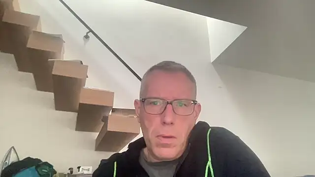 Snapshot of choupipat1 chatting on February 25, 2026, 10:04 am choupipat1 online show from February 25, 2026, 10:04 am