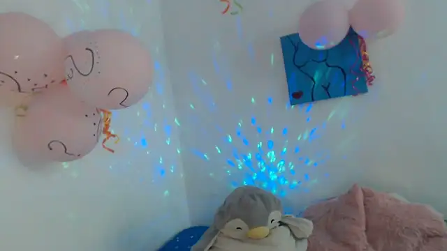 Snapshot of Victoria_new chatting on November 11, 2025, 6:58 pm Victoria new online show from November 11, 2025, 6:58 pm