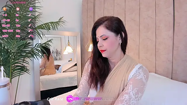 Snapshot of Anantaa_ chatting on February 21, 2026, 12:40 pm Anantaa online show from February 21, 2026, 12:40 pm