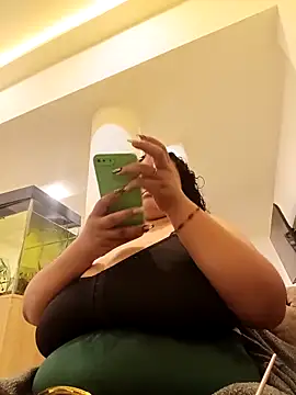 Snapshot of KITY_HILL chatting on February 27, 2026, 1:50 am KITY HILL online show from February 27, 2026, 1:50 am