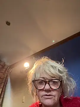 ladyboatlady online show from September 25, 2025, 6:08 am