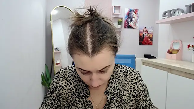 muriel elvin online show from October 6, 2025, 9:21 am