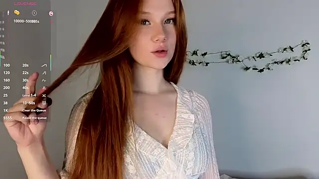 Juuulia  online show from July 17, 2026, 2:36 pm