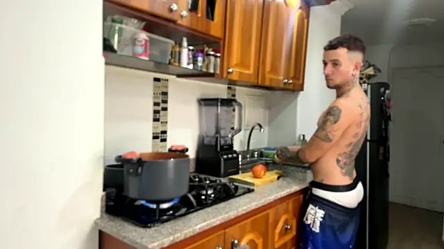 Snapshot of Neythancooper chatting on November 12, 2025, 7:51 pm Neythancooper online show from November 12, 2025, 7:51 pm