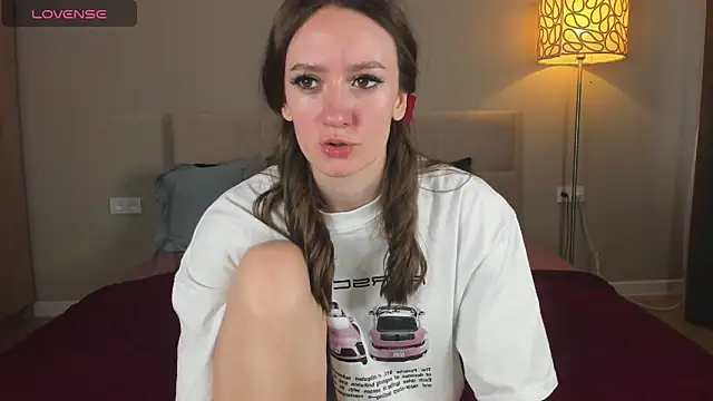 cutienaughtygirl online show from June 9, 2026, 8:26 am