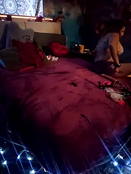 delish dahlia online show from February 17, 2026, 3:09 pm