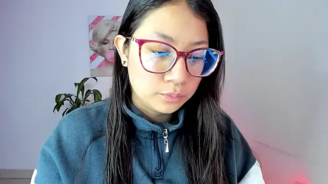 rouse red online show from October 17, 2025, 1:46 pm