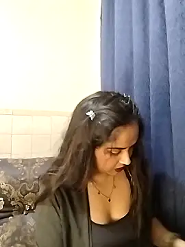 cute indianxo online show from June 8, 2026, 11:38 pm