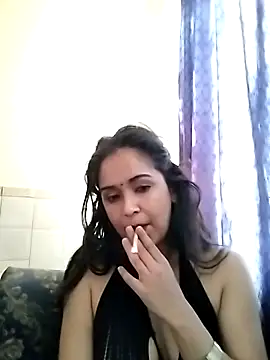 Snapshot of cute_indianxo chatting on March 18, 2026, 7:33 am cute indianxo online show from March 18, 2026, 7:33 am