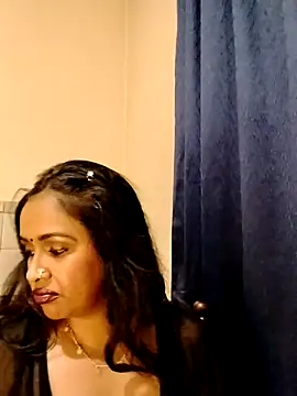 cute indianxo online show from April 14, 2026, 6:24 pm