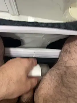 Snapshot of Heros2000 chatting on March 5, 2026, 3:25 am Heros2000 online show from March 5, 2026, 3:25 am