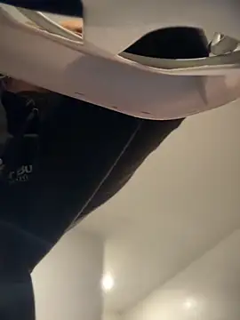 MrsSizzle online show from October 14, 2025, 10:38 am