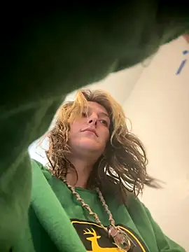 MrsSizzle online show from October 13, 2025, 7:48 pm