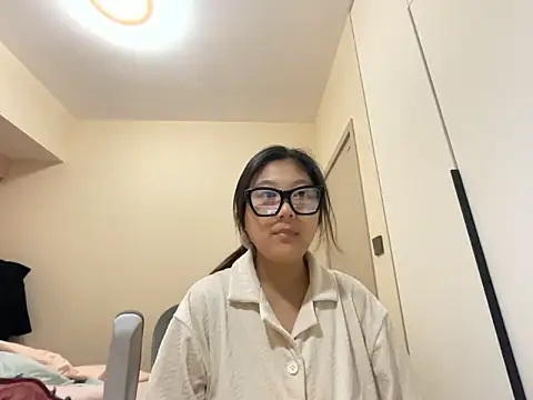 xena0501 online show from November 26, 2025, 5:29 am