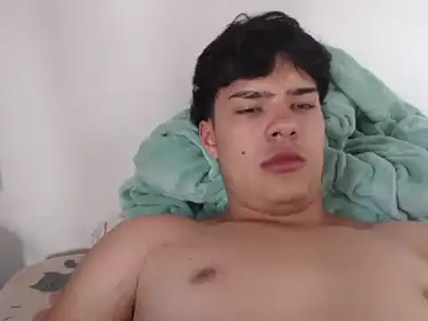 dani titan320 online show from October 3, 2025, 7:04 pm