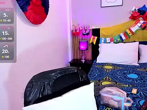Pauline Fox online show from July 10, 2026, 2:22 am