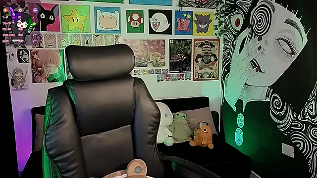 Yuhwan  online show from September 19, 2025, 10:58 pm