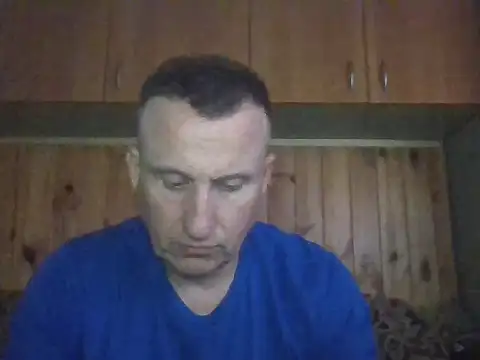 Maksymilian1 online show from September 27, 2025, 5:41 pm