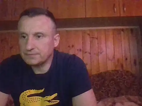 Maksymilian1 online show from March 18, 2026, 5:25 pm