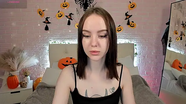 MarySparkle online show from October 24, 2025, 4:11 am