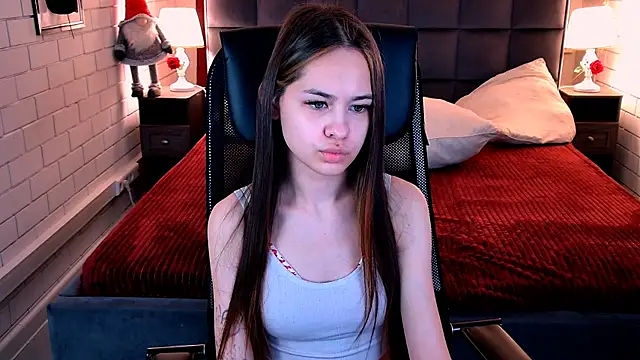 UliaNeer online show from March 18, 2026, 5:10 am