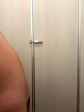 Snapshot of k_111_1 chatting on December 1, 2025, 11:22 am k 111 1 online show from December 1, 2025, 11:22 am