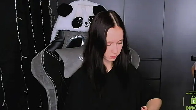 zaebali  online show from November 28, 2025, 2:34 am