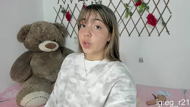 emma grays2 online show from October 10, 2025, 4:02 am