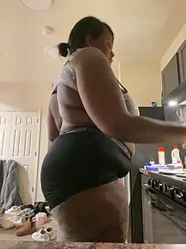 BlueMoney100 online show from January 5, 2026, 10:46 pm