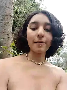 LuaBusch online show from September 10, 2025, 5:56 pm