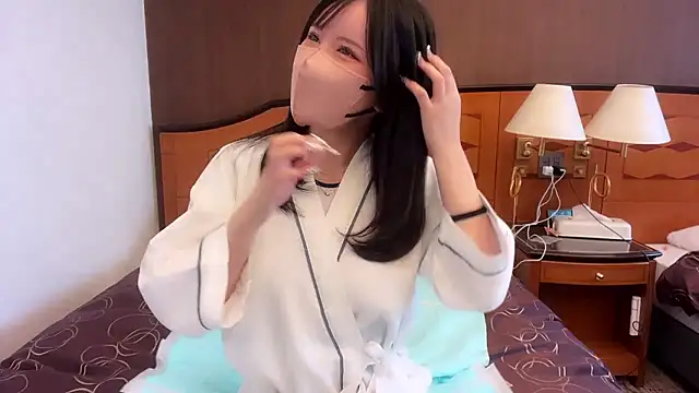 moemilk online show from March 4, 2026, 12:40 am