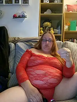 Luscious-LucyXX online show from June 7, 2026, 8:14 pm