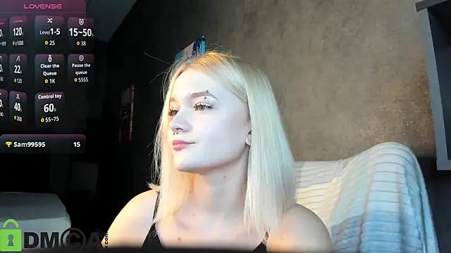 Carrie Foster online show from October 5, 2025, 5:25 pm