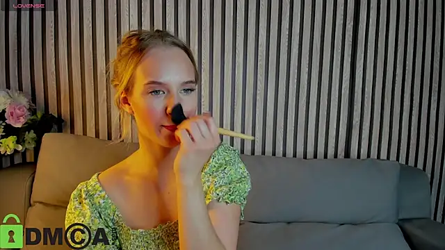 Casey Sweeet online show from October 21, 2025, 3:55 pm