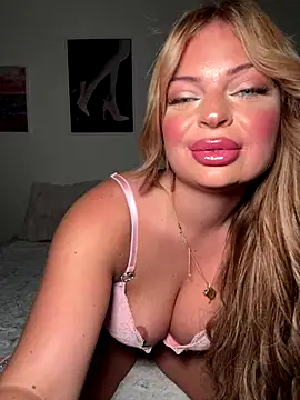  Lilly angel online show from November 10, 2025, 6:24 pm