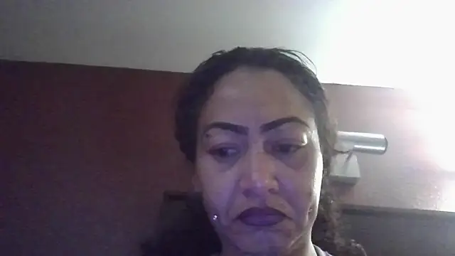 Flossee online show from October 3, 2025, 10:50 am