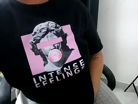 Roshi Love online show from April 16, 2026, 5:47 pm