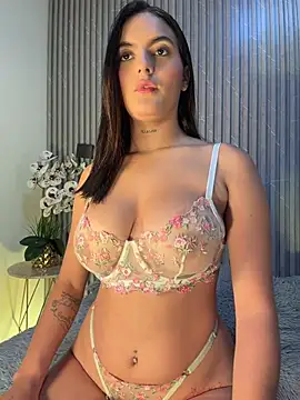 SOPHICOLLINS online show from July 29, 2026, 11:09 am